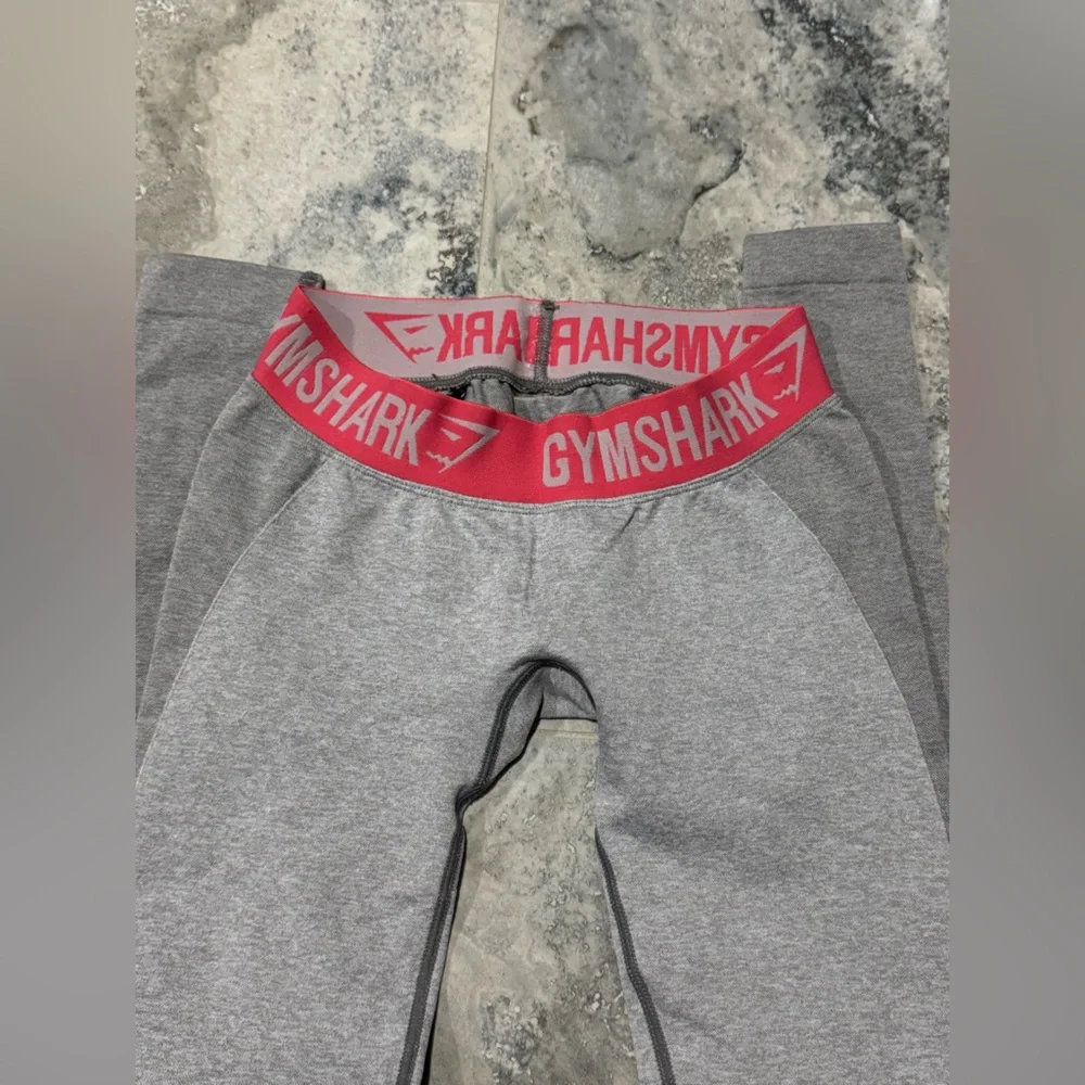 Gymshark stylish gray